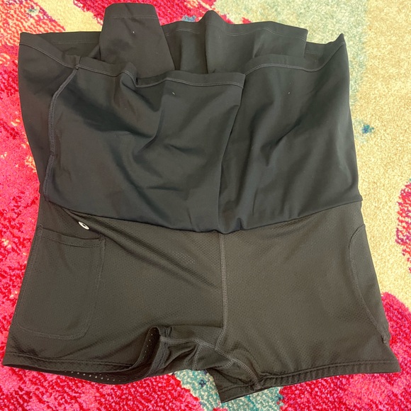 Baleaf Running/Tennis Skirt - Size Medium - Picture 5 of 9